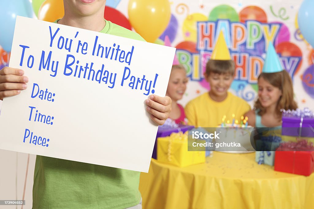 Chłopiec urodziny Party zaproszenie - Zbiór zdjęć royalty-free (Zaproszenie)
