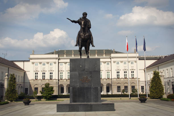 istock Polish presidential palace 173909369