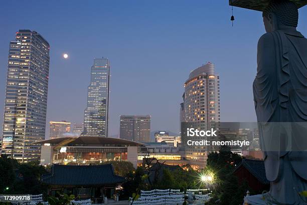 Noite Vista De Seul - Fotografias de stock e mais imagens de Alto - Descrição Física - Alto - Descrição Física, Ao Ar Livre, Arquitetura
