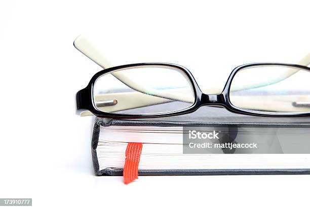 Okulary Do Czytania - zdjęcia stockowe i więcej obrazów Artykuł biurowy - Artykuł biurowy, Bez ludzi, Białe tło
