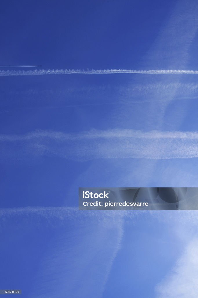 푸른 하늘, 버즘 스트라이프 - 로열티 프리 공기 오염 스톡 사진
