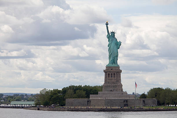 istock Statue of Liberty (XXXL) 173912528