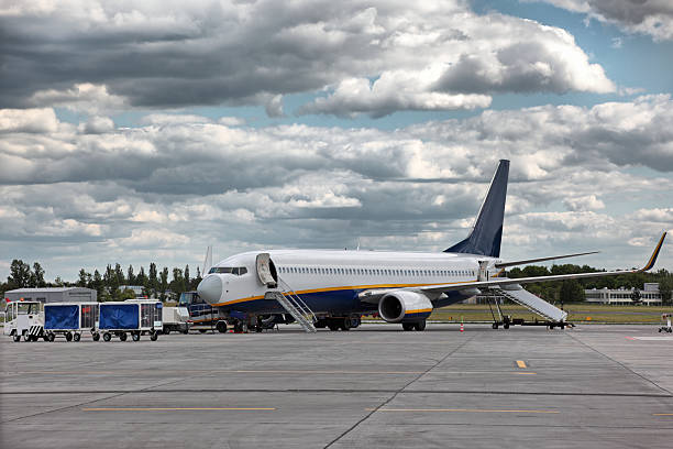 istock Airport XXXL size 173915927
