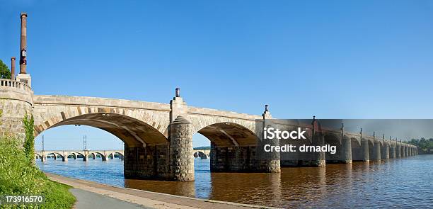 Harrisburg Market Street Bridge - Fotografie stock e altre immagini di Architettura - Architettura, Arco - Architettura, Blu