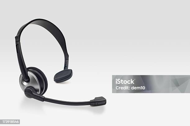Headset Stockfoto und mehr Bilder von Bluetooth - Bluetooth, Drahtlose Technologie, Einfachheit