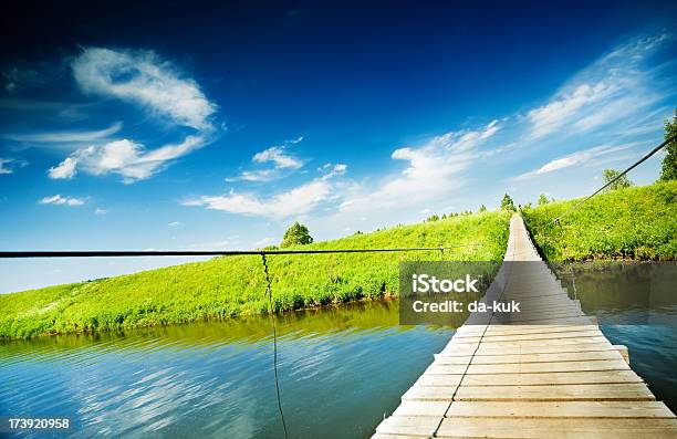 Photo libre de droit de Pont Au Paradis banque d'images et plus d'images libres de droit de Industrie du bâtiment - Industrie du bâtiment, Étang, Beauté de la nature