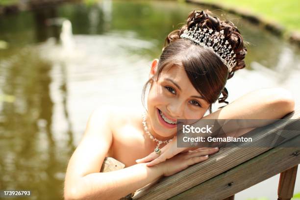 Foto de Linda Festa De Quinze Anos e mais fotos de stock de Festa de Quinze Anos - Festa de Quinze Anos, Vestido, 15.º aniversário