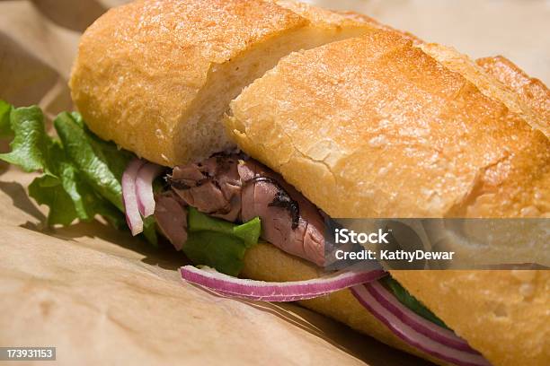 Sandes De Rosbife - Fotografias de stock e mais imagens de Almoço - Almoço, Assado, Carne de Vaca