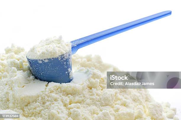 ベビーミルク式 - 粉乳のストックフォトや画像を多数ご用意 - 粉乳, 粉末状, スプーン