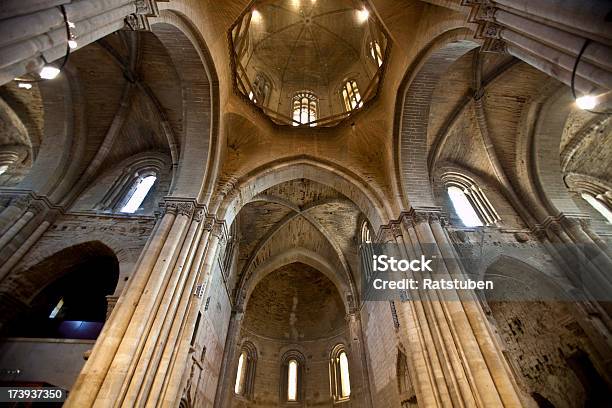 Cúpula De La Catedral Foto de stock y más banco de imágenes de Antiguo - Antiguo, Arco - Característica arquitectónica, Arquitectura