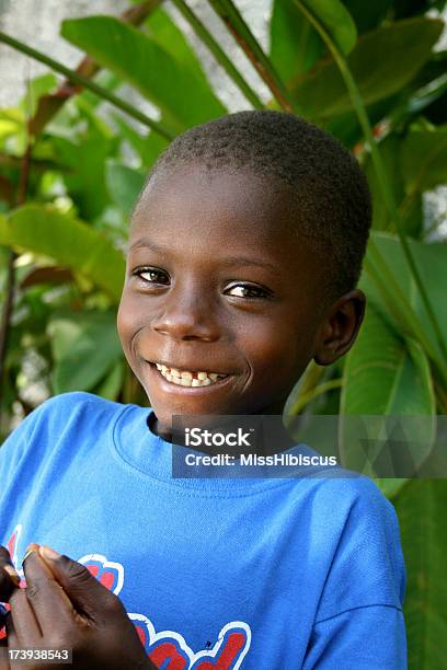 Lächelnd Afrikanischen Jungen Stockfoto und mehr Bilder von Afrika - Afrika, Afrikanische Kultur, Afrikanischer Abstammung