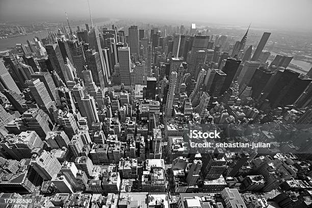 Photo libre de droit de Vue Aérienne De Manhattan banque d'images et plus d'images libres de droit de Horizon urbain - Horizon urbain, New York City, 2000-2009