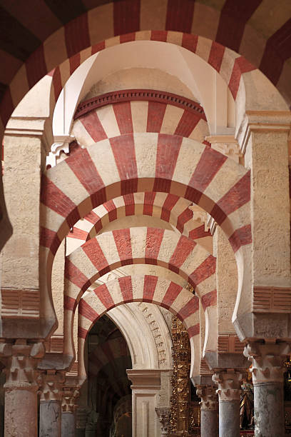 istock Cordoba Mezquita mosque pillars 173939412