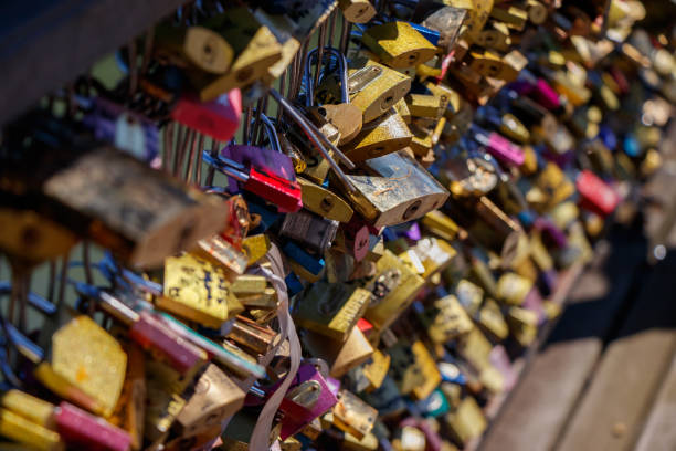 istock Pont Des Arts Locks Exhibition 1739395865