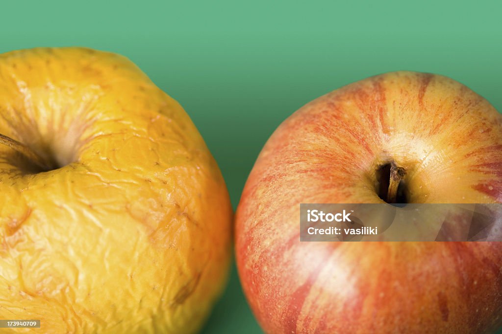 신선한 로튼 사과들 - 로열티 프리 과일 스톡 사진