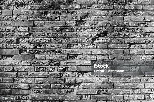 Grigio Muro Di Mattoni Motivo - Fotografie stock e altre immagini di A forma di blocco - A forma di blocco, Abbandonato, Ambientazione esterna