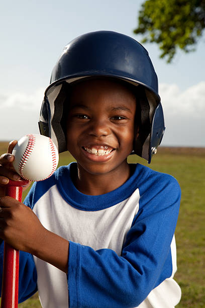 baseball per bambini - baseballs baseball grass sky foto e immagini stock