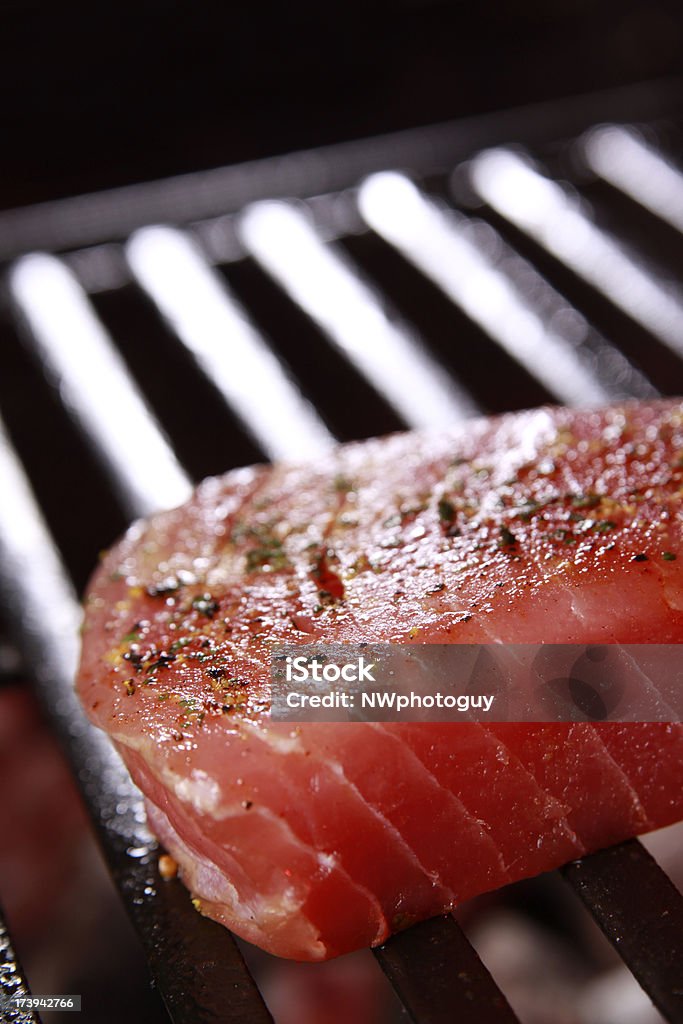 Tuńczyka Ahi na grilla - Zbiór zdjęć royalty-free (Barbecue)