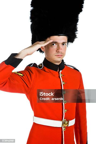 Grenadiergarde Stockfoto und mehr Bilder von Britischer Wachsoldat - Britischer Wachsoldat, Ehrengarde, Eine Person