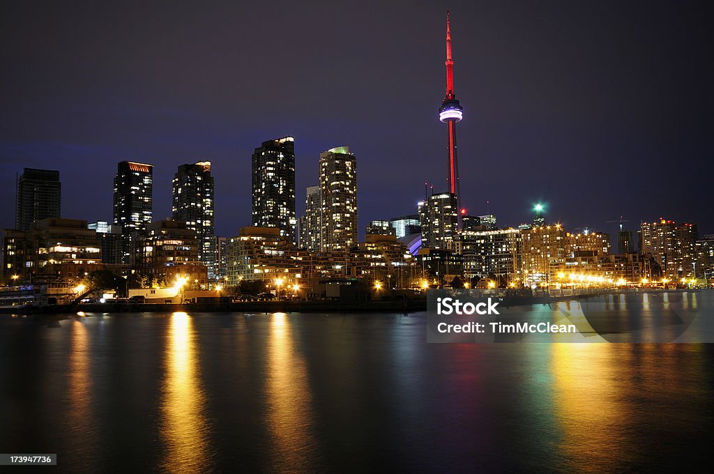 Toronto à noite - Foto de stock de Alto - Descrição Geral royalty-free