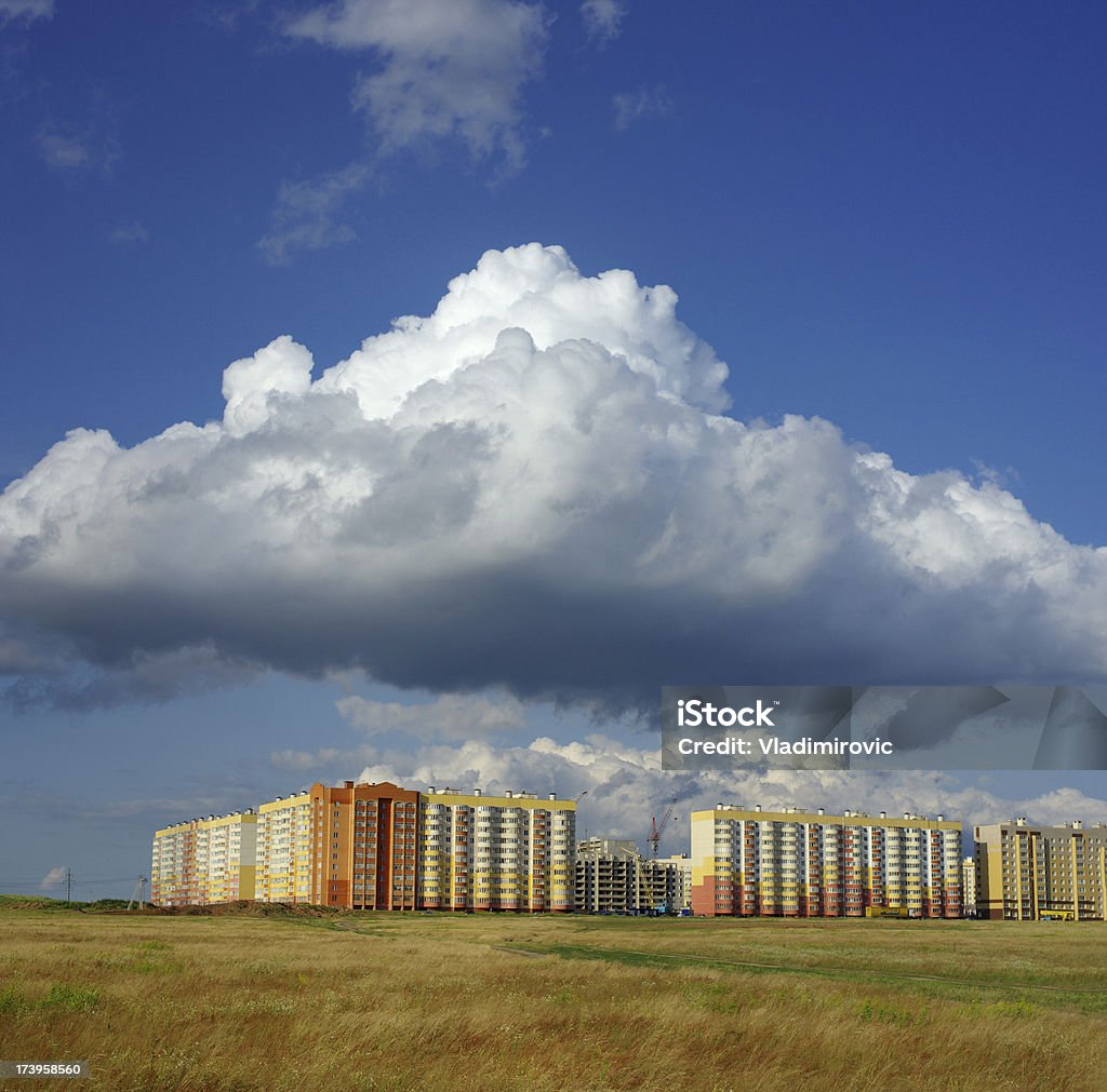 Nube de edificio - Foto de stock de Aire libre libre de derechos