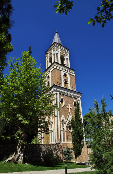 das kloster der heiligen nino, georgien - kazbek stock-fotos und bilder