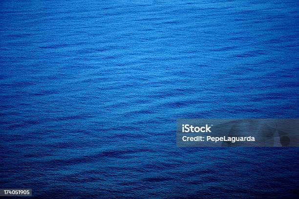 Oceano Profundo - Fotografias de stock e mais imagens de Azul - Azul, Profundo, Vista Aérea