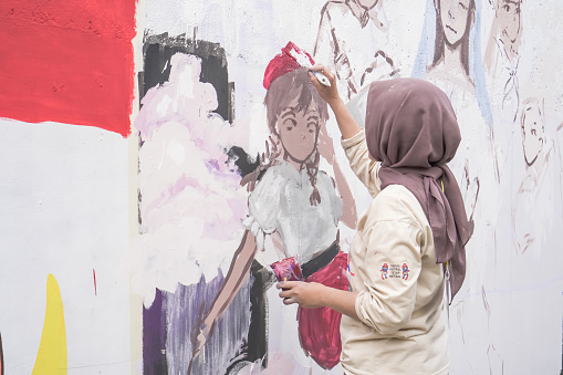 Female Muslims Young Artist Is Having A Competition To Draw A Mural On Female Muslims Young Artist Is Having A Competition To Draw A Mural On