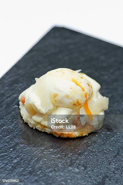 Egg Benedict Für Frühstück Stockfoto und mehr Bilder von Pochiertes Ei - Pochiertes Ei, Ei, Eleganz