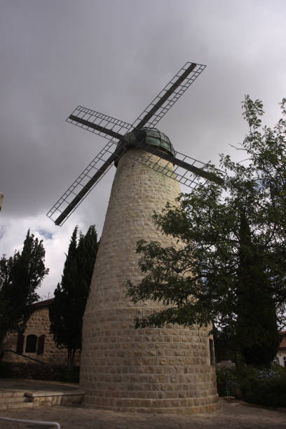 jerusalem old city windmühle - jerusalem old city middle east religion travel locations stock-fotos und bilder