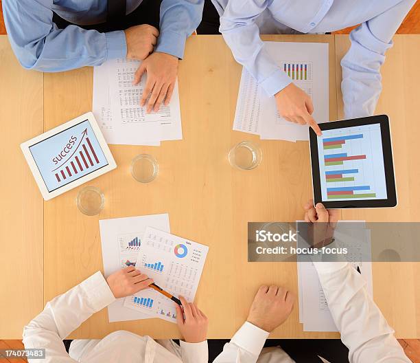 Businesstagung Stockfoto und mehr Bilder von Analysieren - Analysieren, Arbeiten, Arbeitskollege
