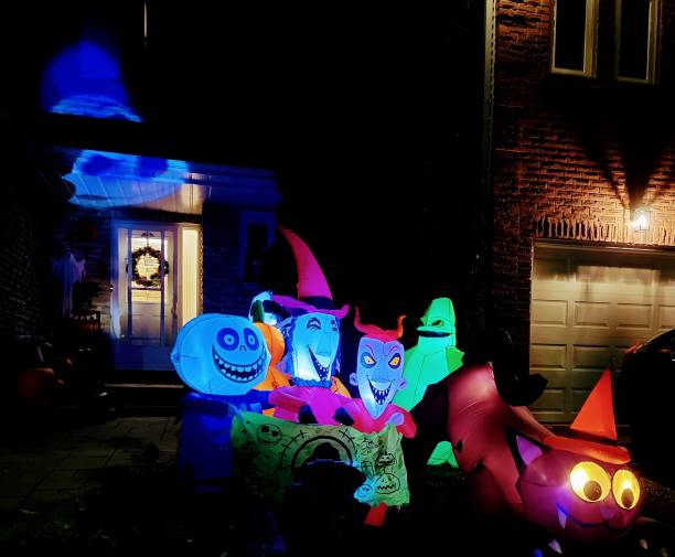 istock Halloween Inflatable Cartoons 1740775853