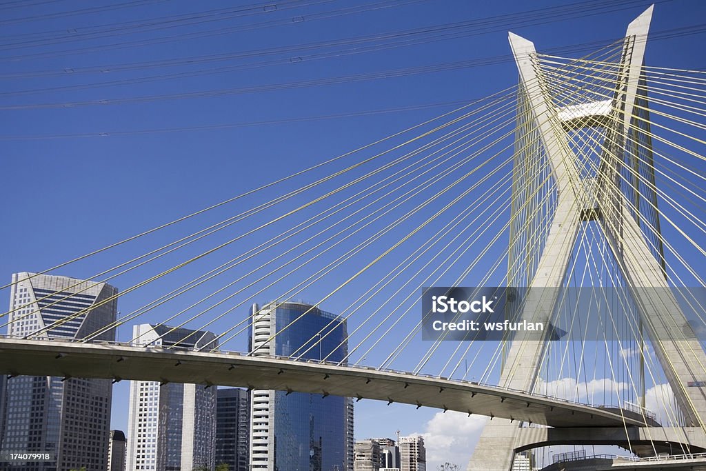 Berühmten cable wohnten Brücke in Sao Paulo city. - Lizenzfrei Architektur Stock-Foto