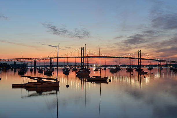 istock Newport Bridge at Sunrise 174080679