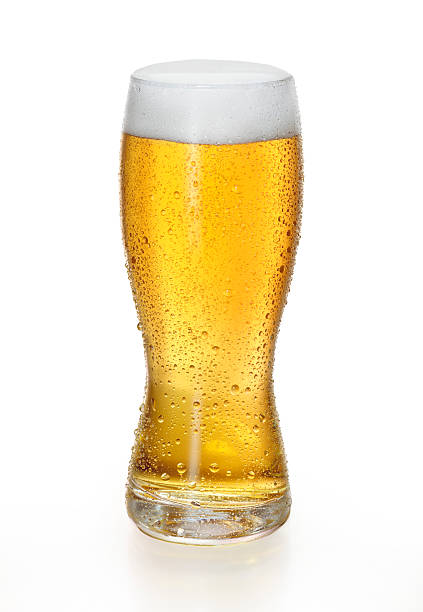 맥주잔 - beer beer glass isolated glass 뉴스 사진 이미지