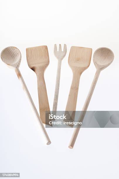 Ladles Utensile Da Cucina In Legno - Fotografie stock e altre immagini di Articoli casalinghi - Articoli casalinghi, Attrezzatura, Attrezzi da lavoro