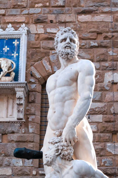 hercules and cacus statue in piazza della signoria in florence, italy - cacus imagens e fotografias de stock