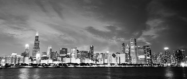 istock Chicago Skyline in the Night.Black And White. 174108474