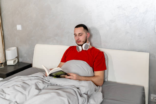Late-night literary duo