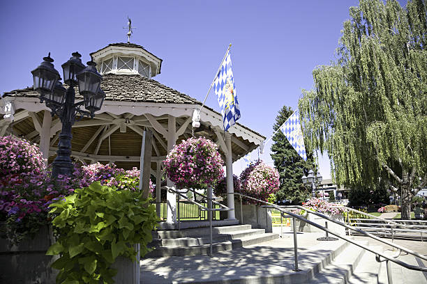 leavenworth washington pavillion bavarese - leavenworth foto e immagini stock