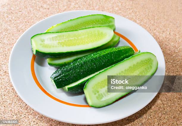 Pepino Salado Foto de stock y más banco de imágenes de Comida sana - Comida sana, Cuenco, Fondos