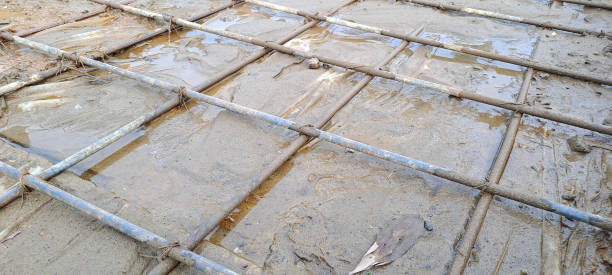 istock steel mesh for concrete floors 1741837486