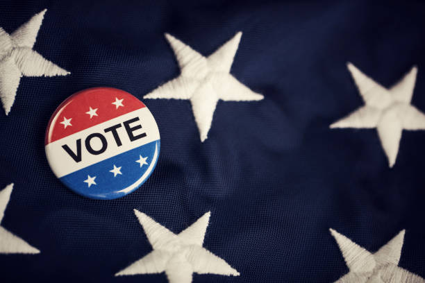eleições - voting usa button politics imagens e fotografias de stock