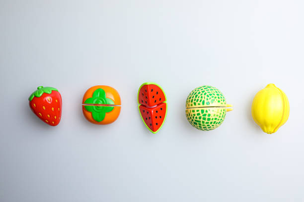 It's a vegetable toy, a fruit for children's education. Children can see and touch toys and help improve their creativity.