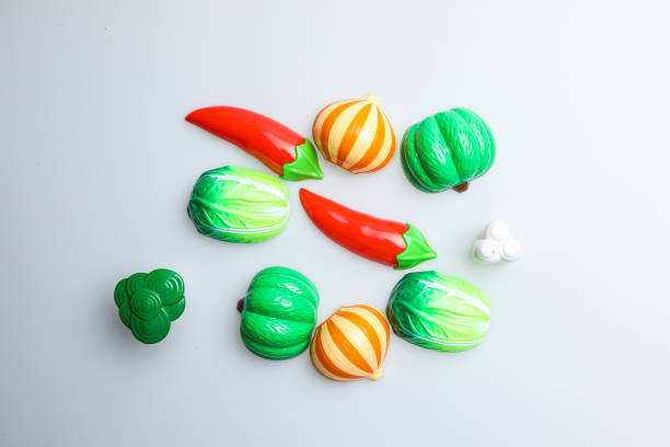 It's a vegetable toy, a fruit for children's education. Children can see and touch toys and help improve their creativity.