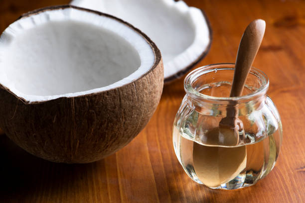 istock View of Coconut Endosperm and Coconut Oil from Split Coconut 1742025746