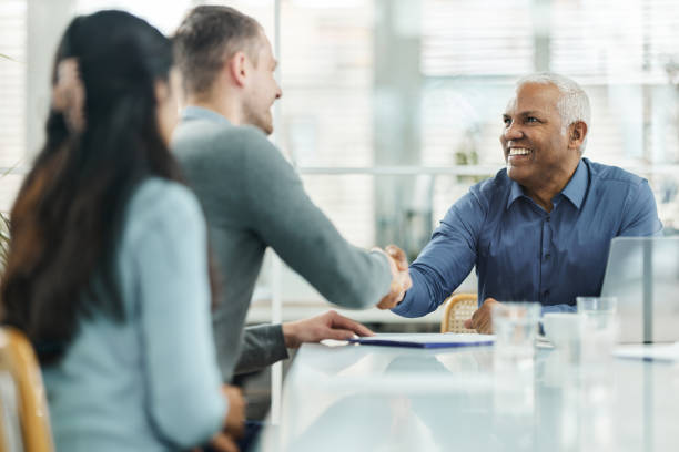istock We have a deal! 1742102825