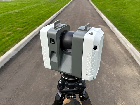 State-of-the-art Surveying Tool 3D Laser Scanner Performs Area Scanning