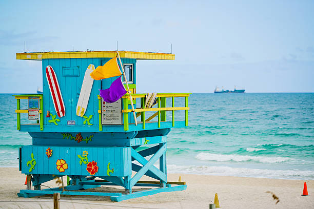 istock Lifeguard Hut, Miami Beach, USA 174235824
