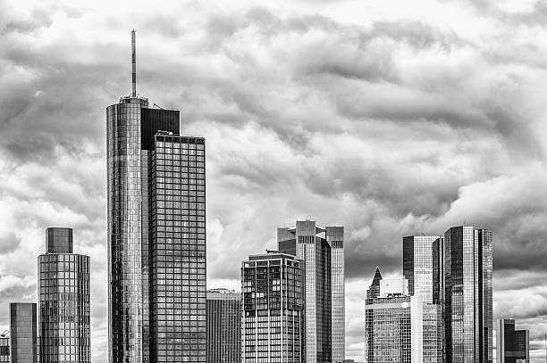 istock Skyline of Frankfurt 174243246